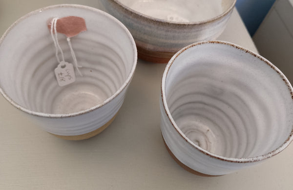 Little earthquake pots